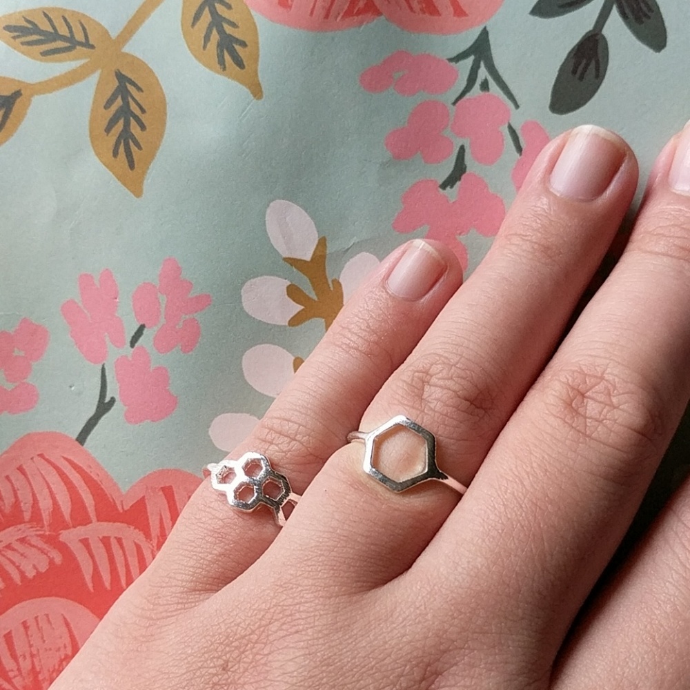 Nwot silver size 6.5 hexagon ring set hive